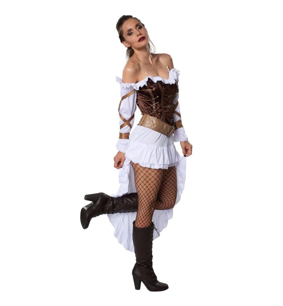 Femme garde du palais steampunk