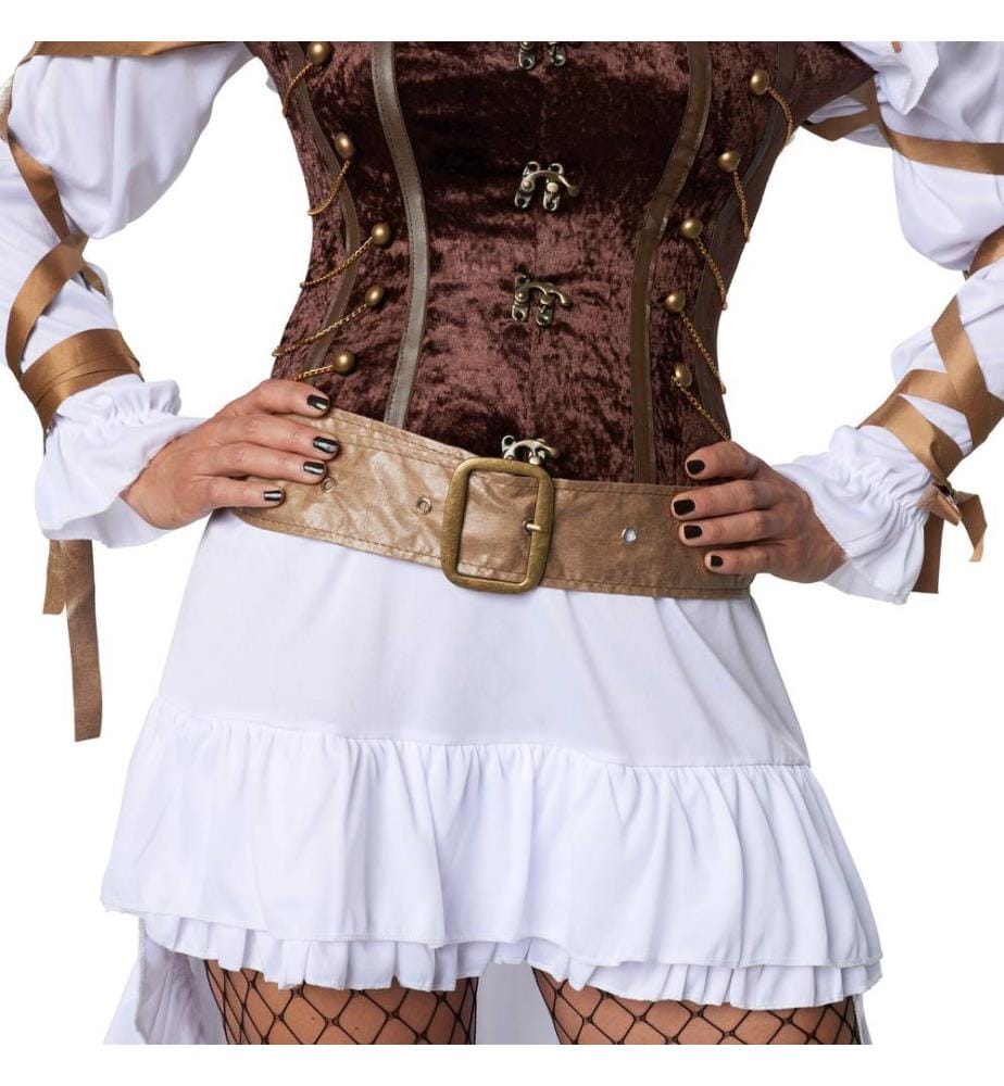 Femme garde du palais steampunk