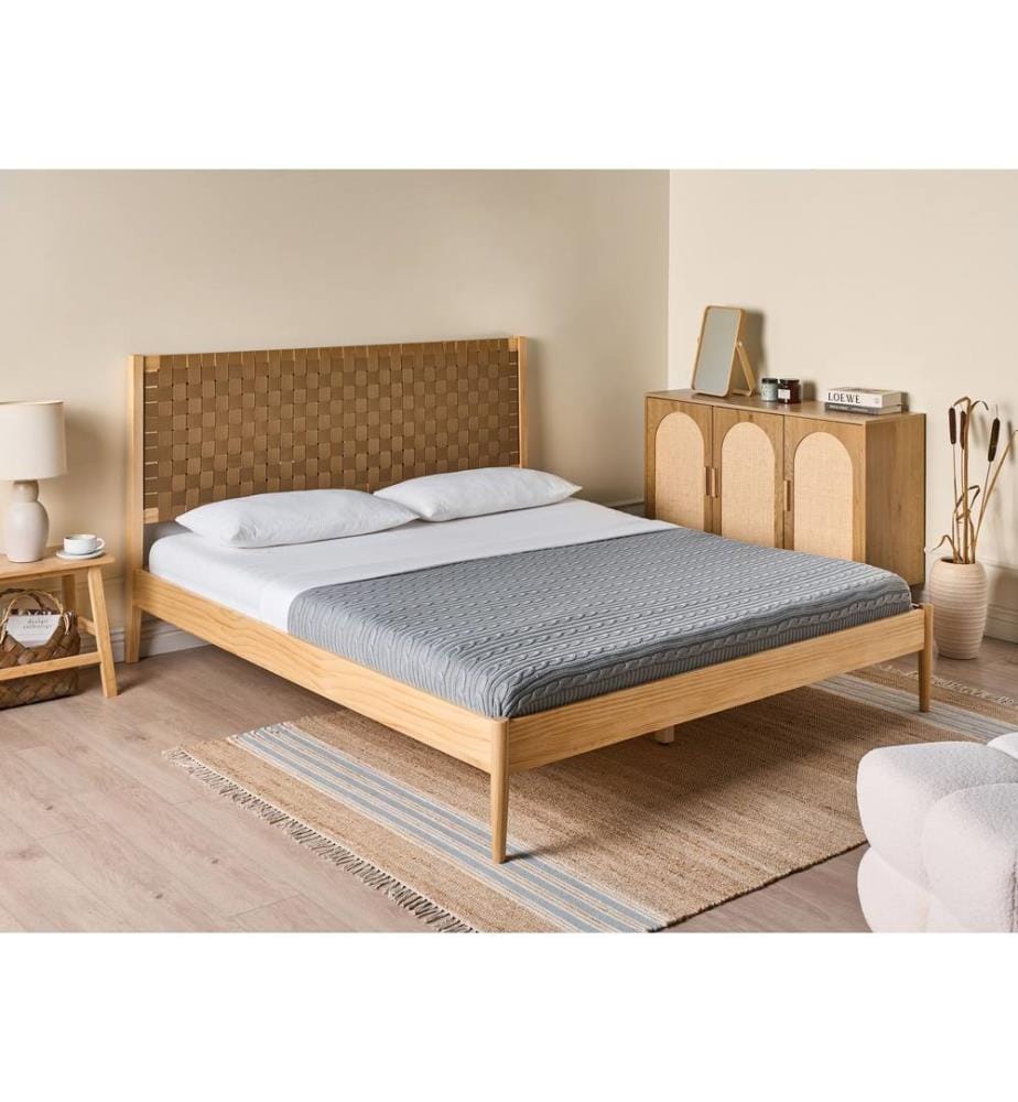 Lit avec sommier Bois de pin BRUNEMONT 160 x 200 cm Marron clair