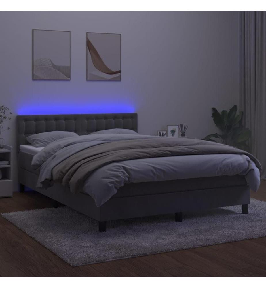 Boxspringbett mit Matratze & LED Hellgrau 140x200 cm Samt