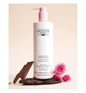 Shampooing Volumateur Délicat aux Extraits de Rose - 500 ml