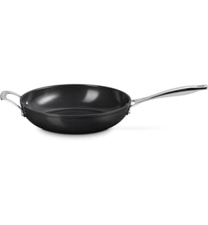Le Creuset Sauteuse Essential Keramik-Antihaft Ø 28 cm
