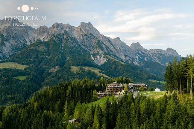 Hôtel en bois 4 étoiles à Leogang, Almhotel Forsthofalm