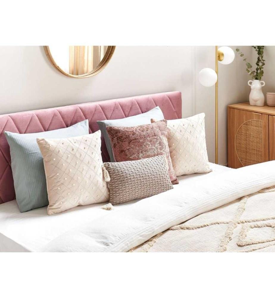 Coussins Décoratifs Beige en Velours 45 x 45 cm à Motif Géométrique et Perles Moelleux pour Intérieur Housse Amovible Lot de 2