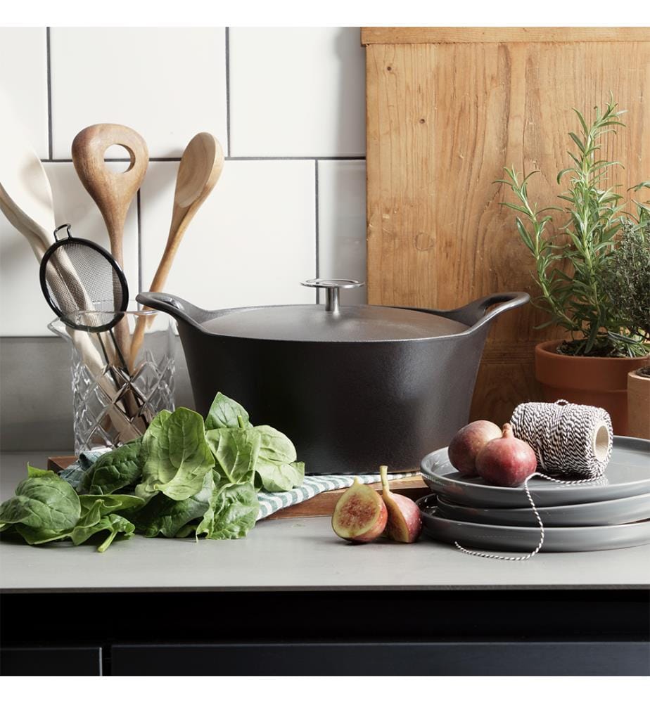 Cocotte Ronde 20cm in ghisa smaltata nera con coperchio Volcan