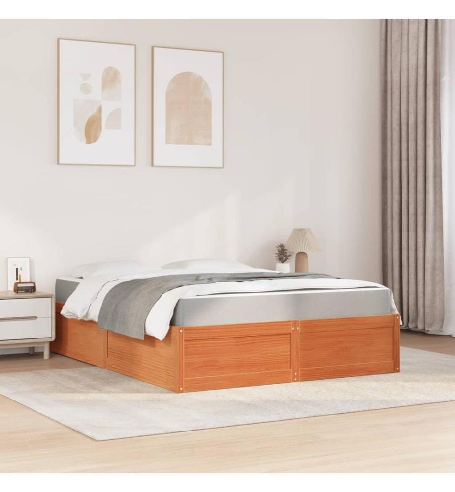 Bett mit Matratze Wachsbraun 140x200 cm Massivholz Kiefer