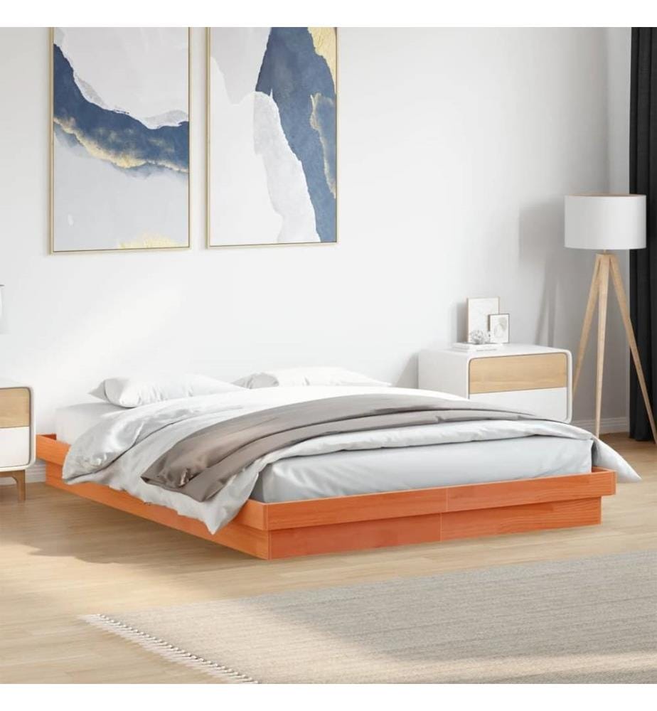 Massivholzbett mit LED-Beleuchtung Wachsbraun 150x200 cm Kiefer
