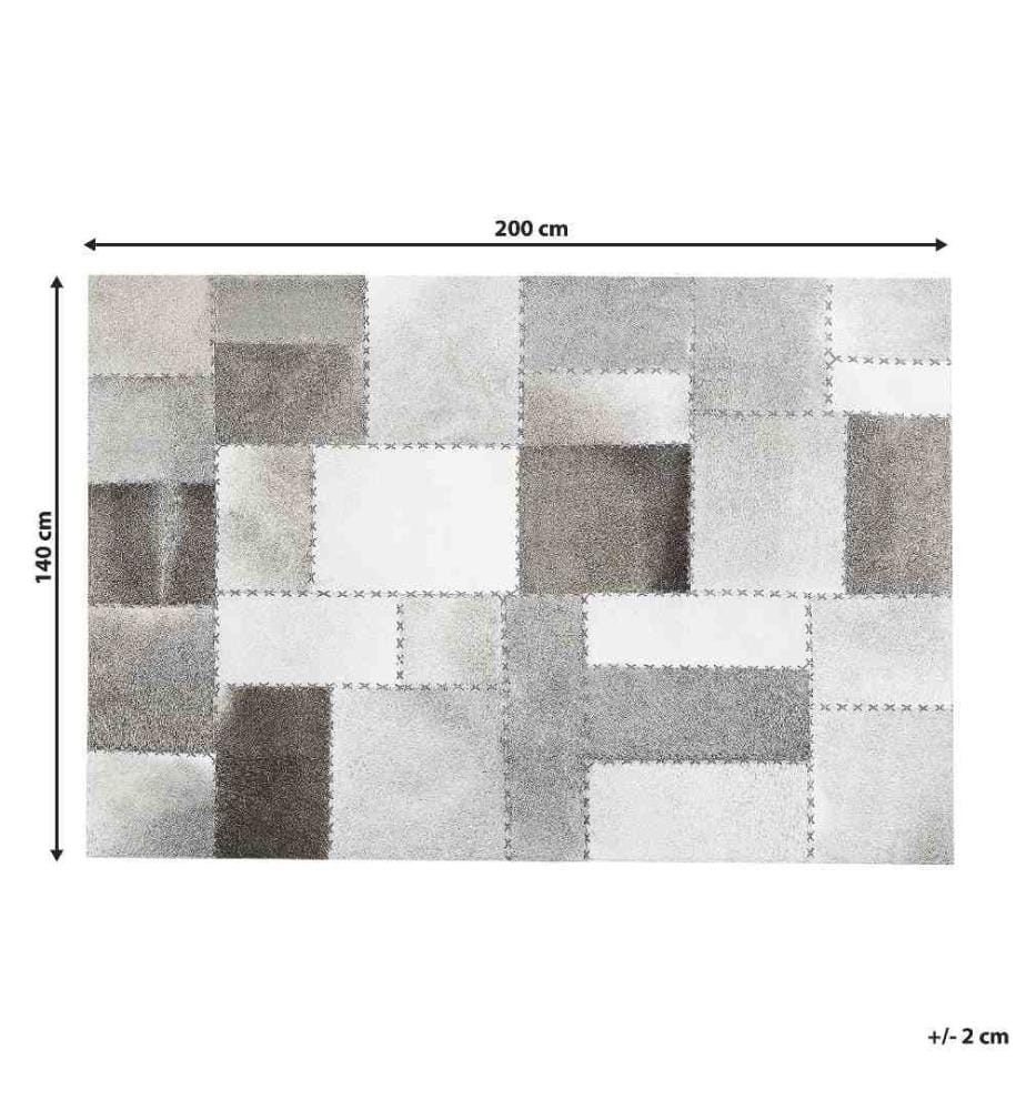 Tapis Fait à la Main en Morceaux de Cuir de Vache Marron et Taupe 140 x 200 cm Accessoire Déco Parfait pour Intérieur Moderne et Boho