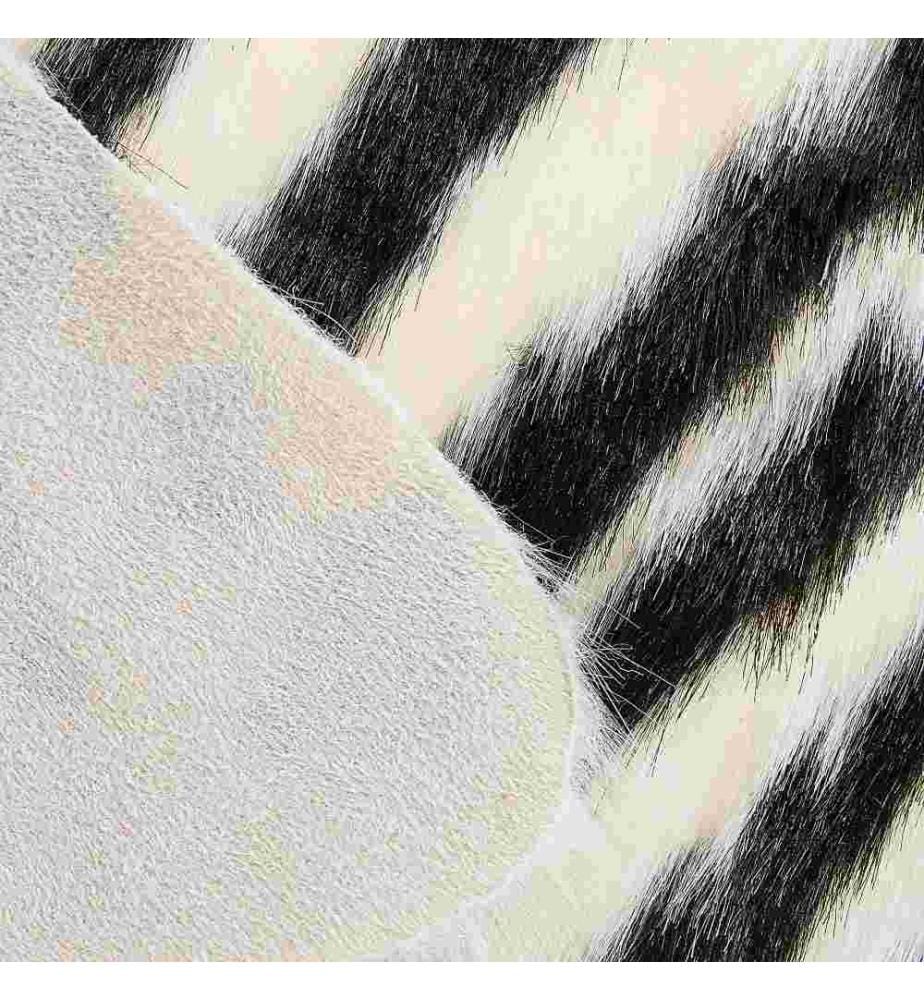 Tapis en Fausse Fourrure Imitation Peau de Zèbre 60 x 90 cm Accessoire Déco Idéal pour Chambre ou Salon Moderne Rustique et Traditionnel