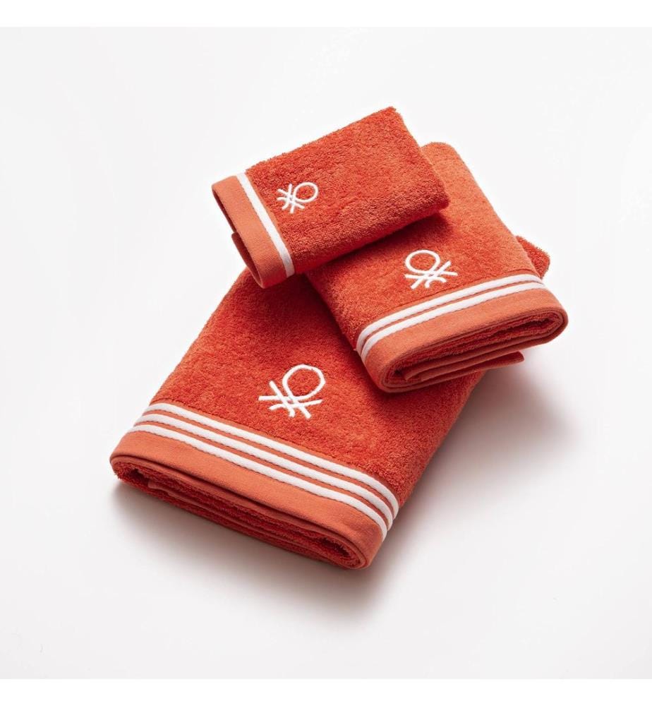 Bath Towel 70x140cm 450Gsm 100% Cotton Red With Rainbow Stripes Benetton