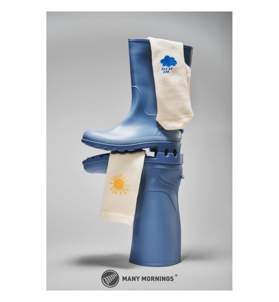 Sunny Rain sports socks