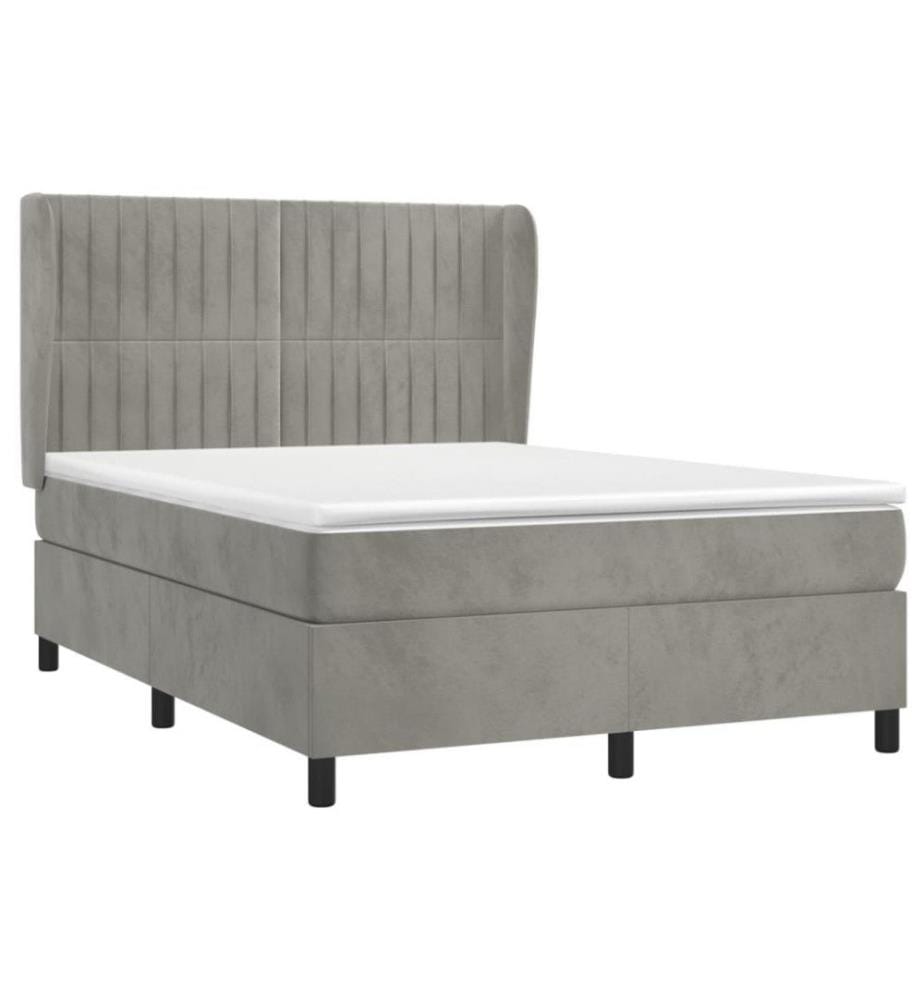 Boxspringbett mit Matratze Hellgrau 140x200 cm Samt