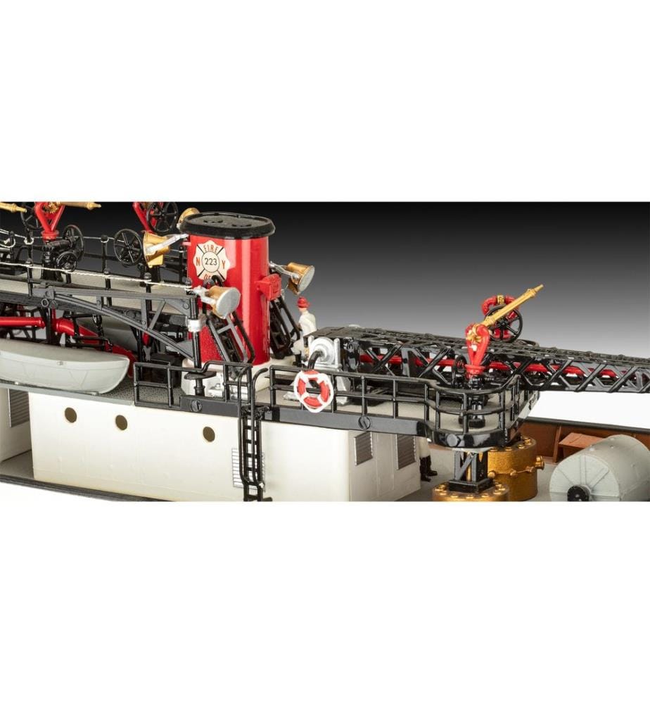 Revell - The Firefighter 1:87