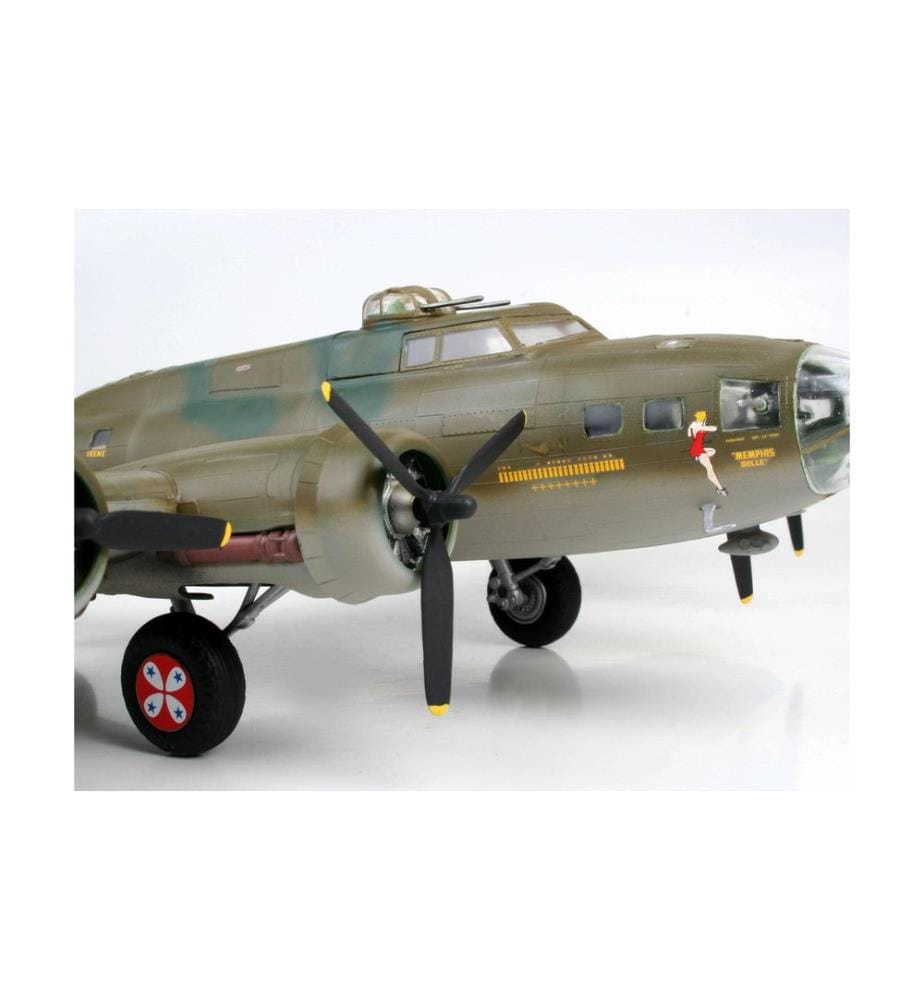 Revell - Bausatz Boeing B-17F Memphis Belle 1:48