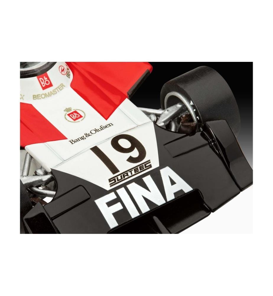 Revell - Starter Kit Surtees TS16/03 1:32
