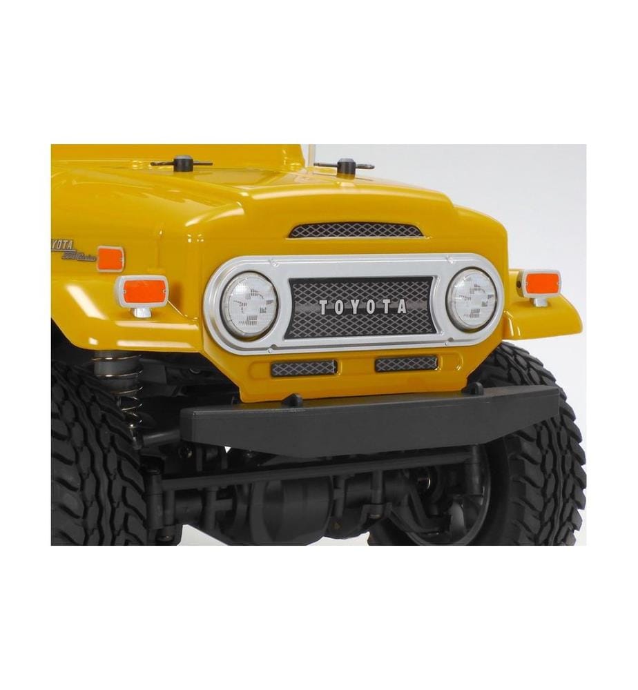 TAMIYA - Scale Crawler Toyota Land Cruiser 40 CC-02 Jaune, kit de construction, 1:10