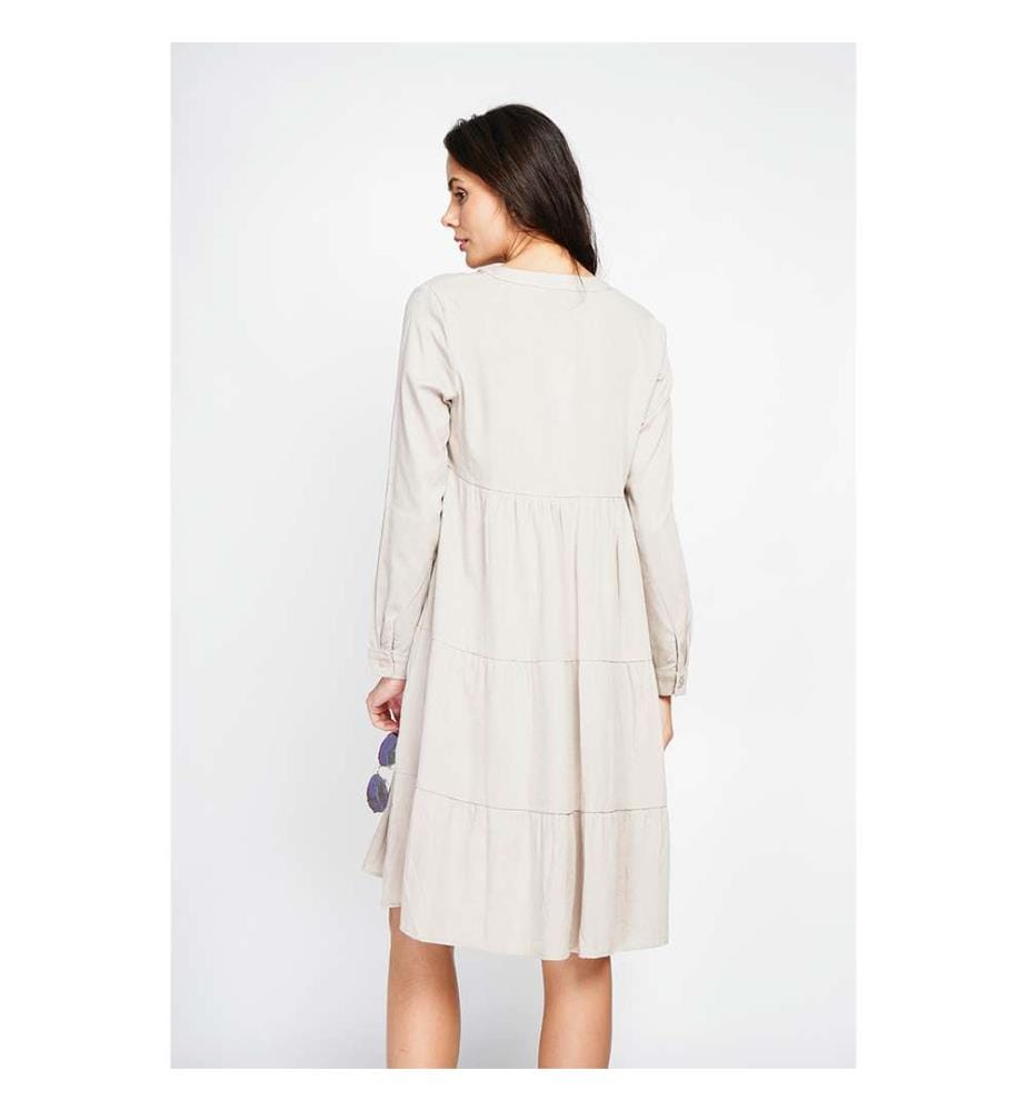 Robe évasée à col tunisien avec plis sur le devant et manches longues - Lin