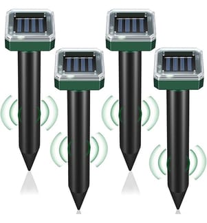 Set of 4 Ultrasonic Solar Mole Repellents for Lawns - Green