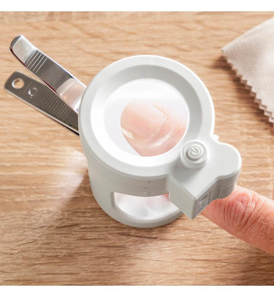 Coupe-ongles avec Lumière LED
