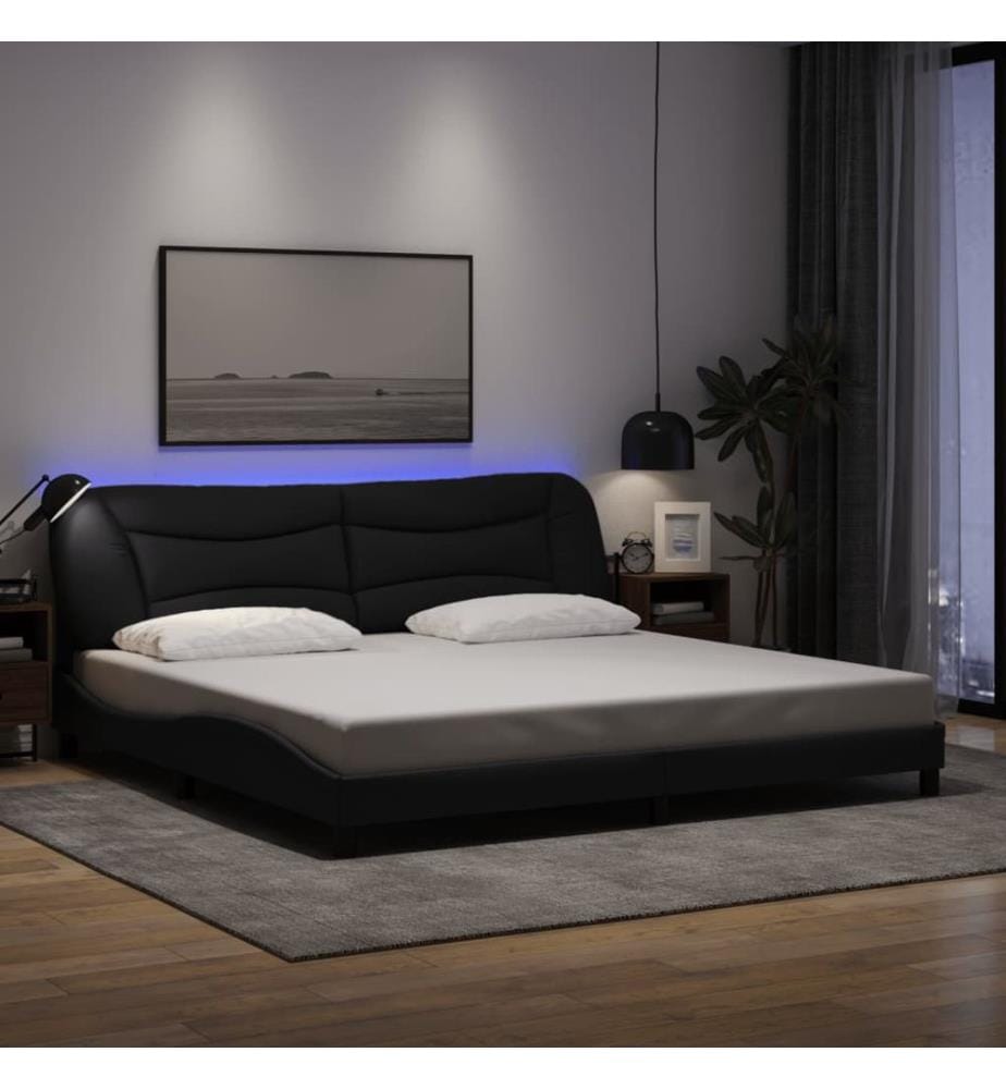 Bettgestell mit LED ohne Matratze "Hvar" Schwarz 200x200 cm Stoff
