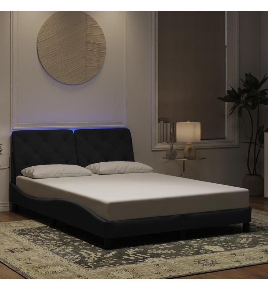 Bettgestell mit LED ohne Matratze Schwarz 140x200 cm Samt