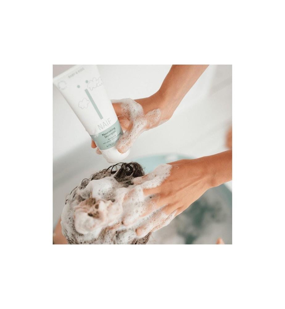 NAÏF - Nourishing Shampoo 200 ml