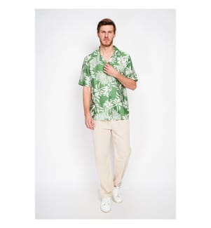 Hawaiianisches Hemd mit kurzen Ärmeln, vorne geknöpft, mit Brusttasche - Mintgrün