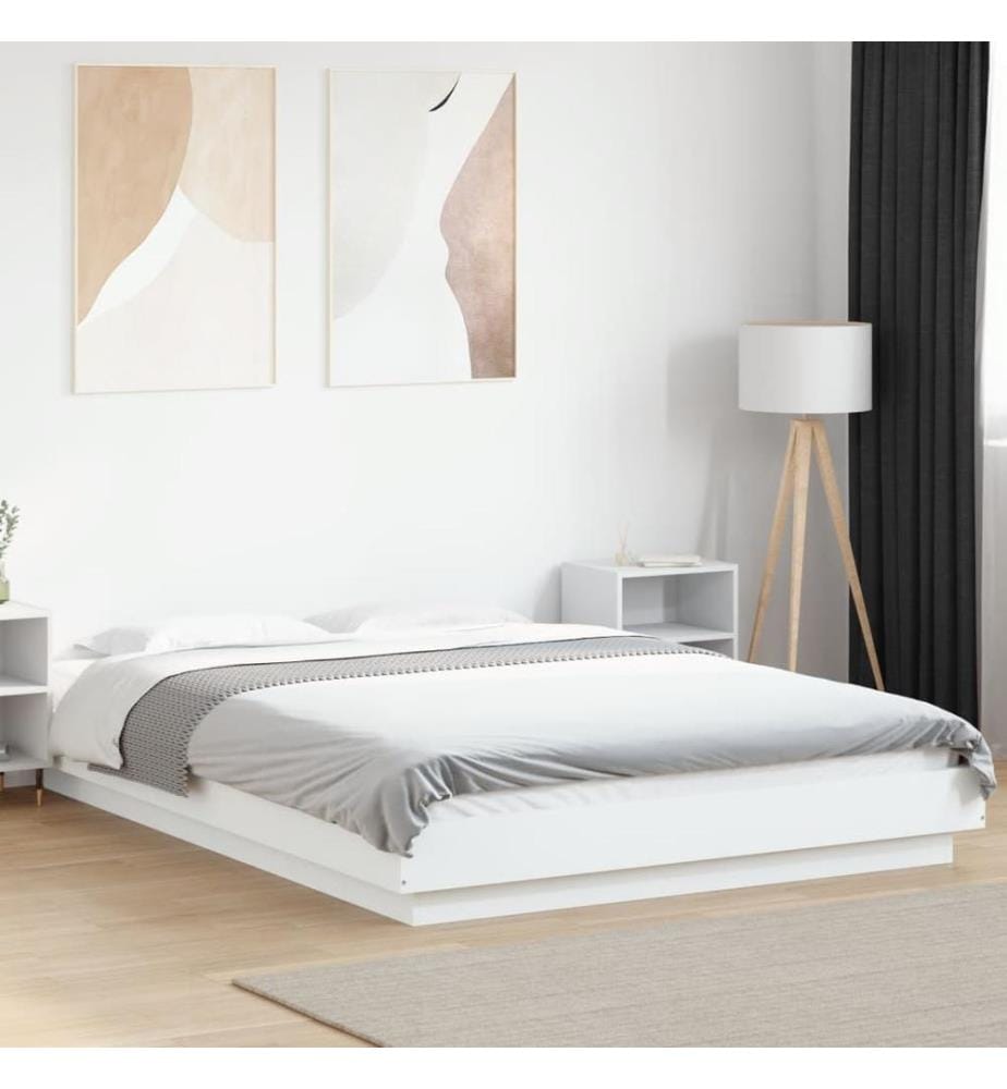 Bettgestell Weiss 140x200 cm Holzwerkstoff