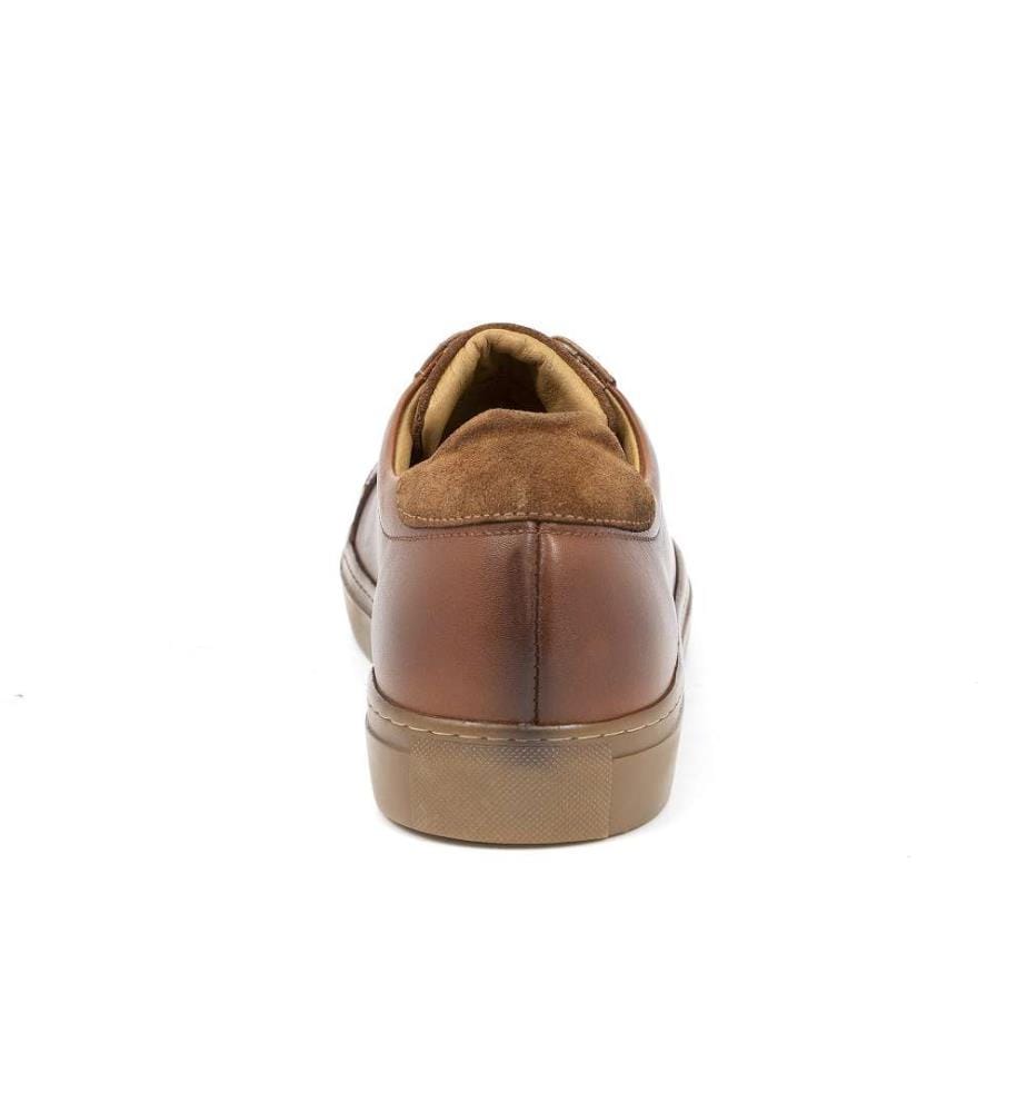 Turnschuhe aus Leder - Hellbraun