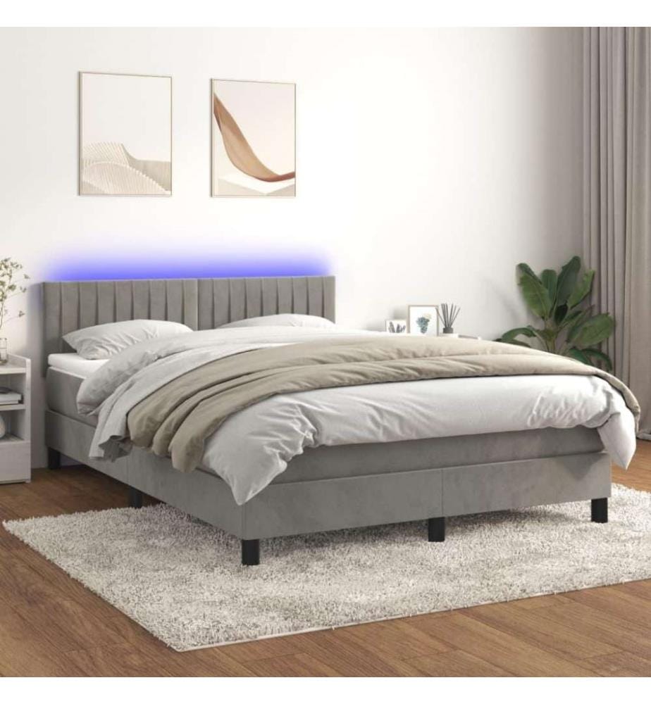 Boxspringbett mit Matratze & LED Hellgrau 140x200 cm Samt