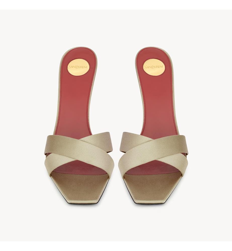 Opyum-Sandalen mit Absatz aus Satin-Crêpe - Beige