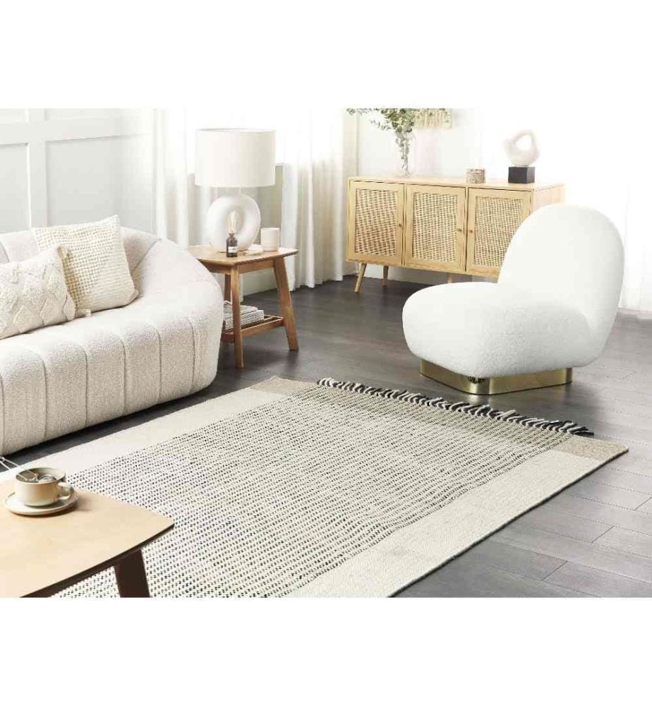Teppich DIVARLI Beige 140 x 200 cm Wolle
