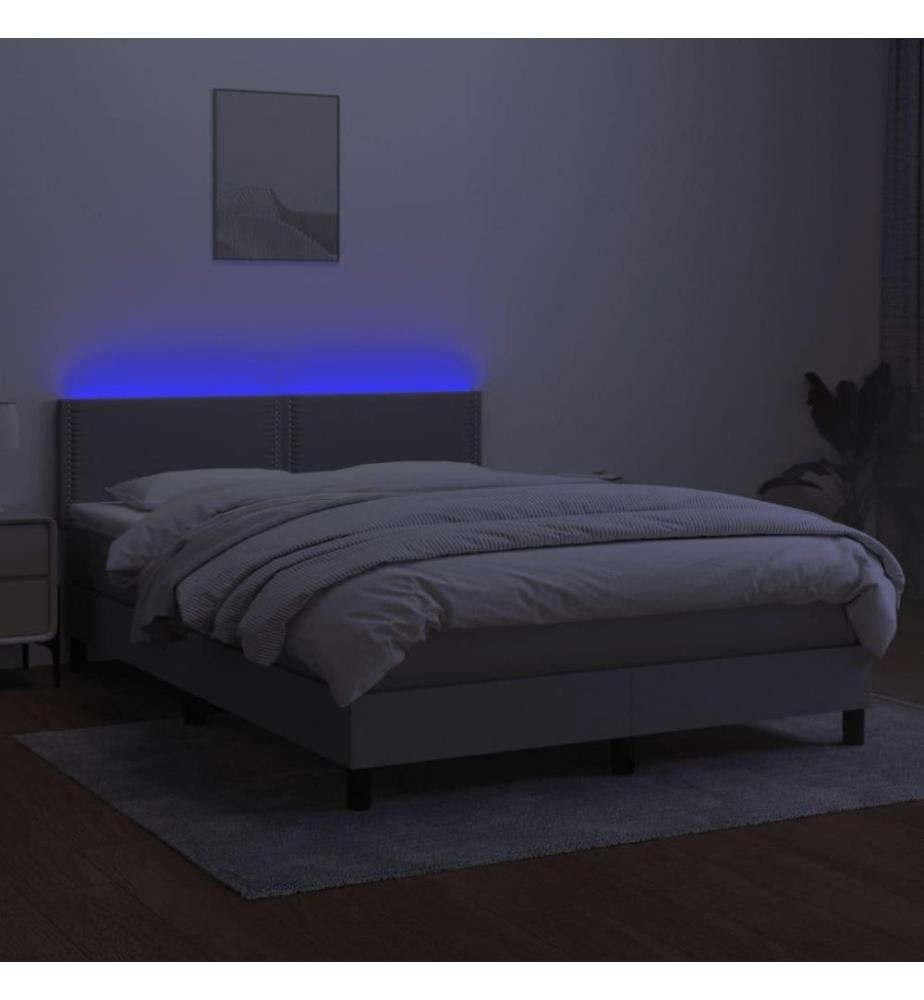 Boxspringbett mit Matratze & LED Hellgrau 140x200 cm Stoff