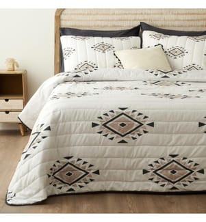 Copriletto matrimoniale trapuntato multiuso Nora 240x220 cm - Multicolore