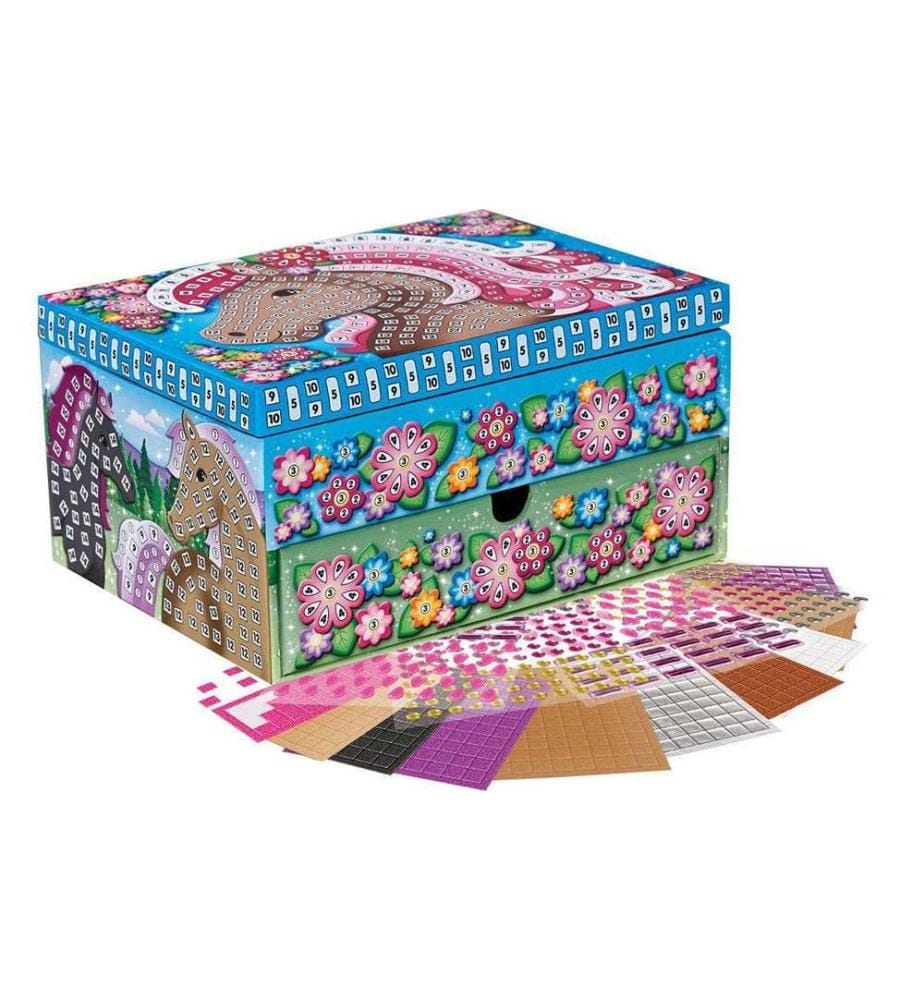 VEDES - box à chevaux enchanté