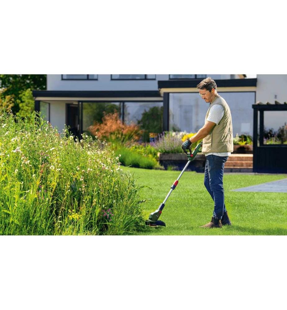 Bosch tondeuse à gazon sans fil UniversalGrassCut 18 V-26-500 kit