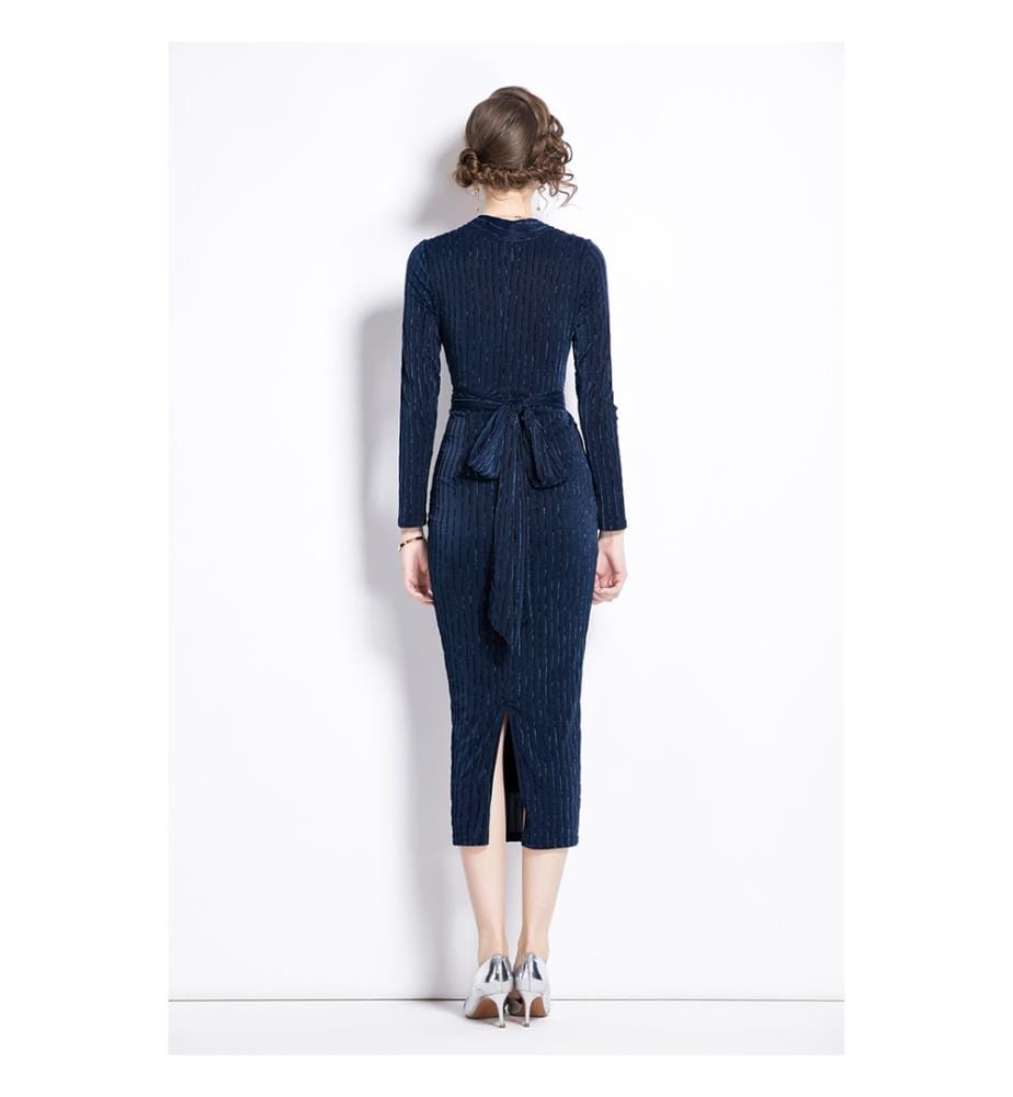 Bodycon-Kleid mit V-Ausschnitt und Bindegürtel - Navy