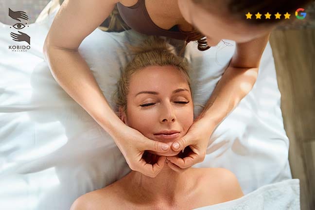 Japanische Kobido-Gesichtsmassage
