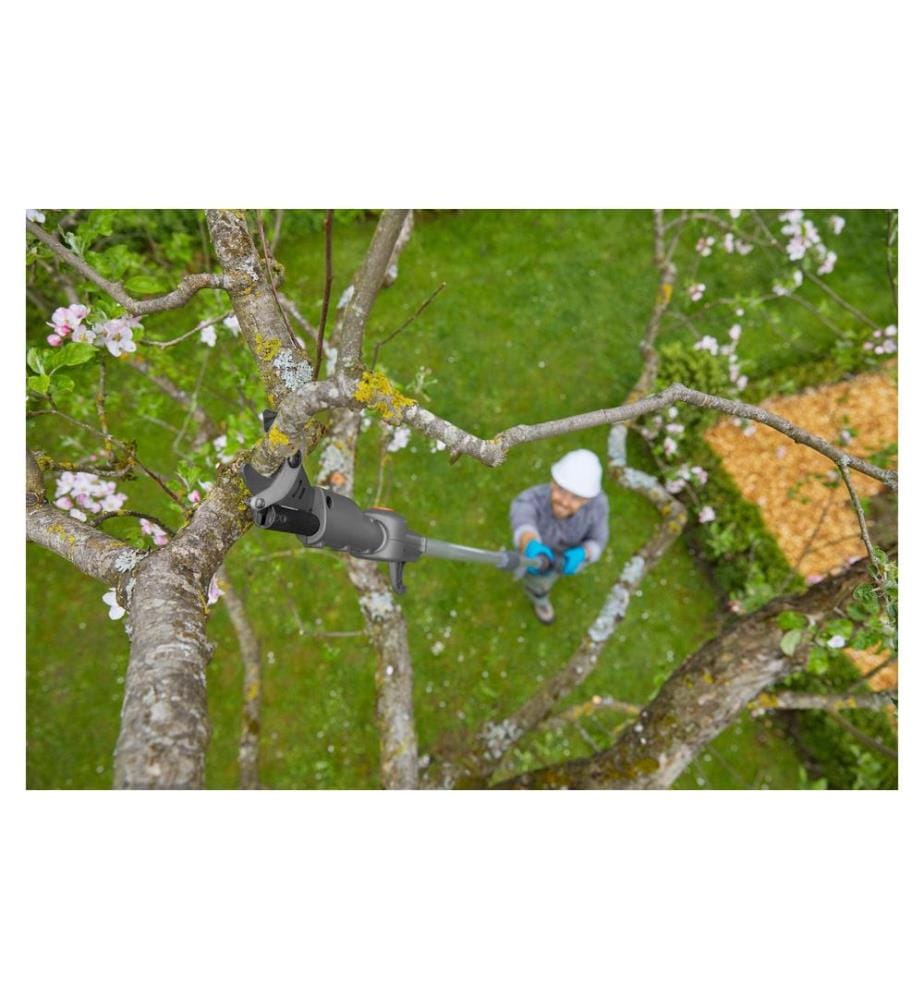 GARDENA - Akku-Teleskop-Baumschere HighCut 360/18 V P4A