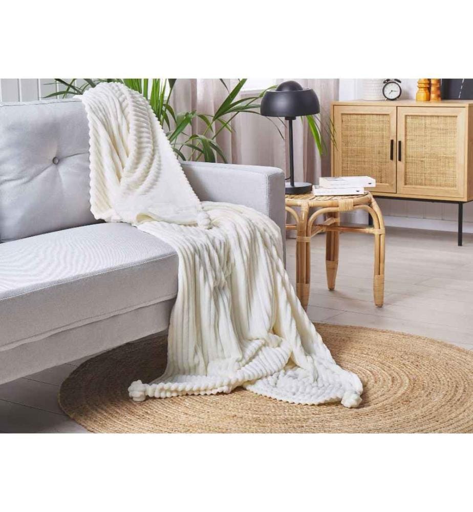 Decke Weiss Polyester mit Streifenoptik und kleinen Bommeln Flauschig Kuschelig 150 x 200 cm Wohnzimmer Schlafzimmer