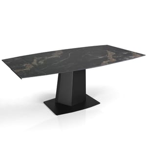 Ausziehbarer Tisch