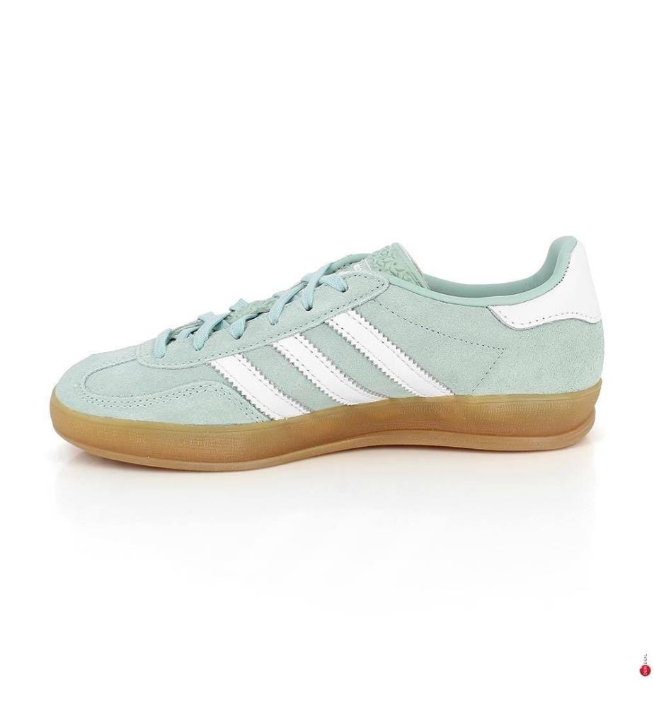 Baskets Gazelle Indoor Unisexes - Bleu ciel et Blanc