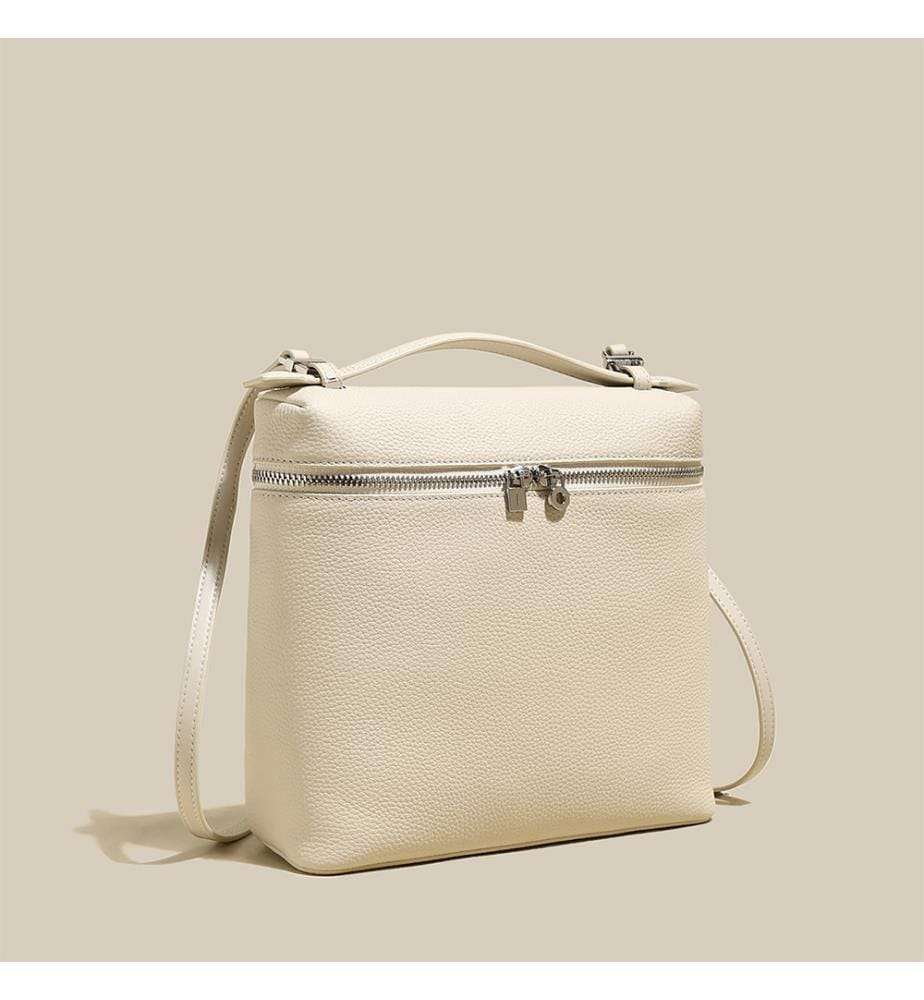 Wandlungsfähiger Rucksack aus genarbtem Leder - Ivory