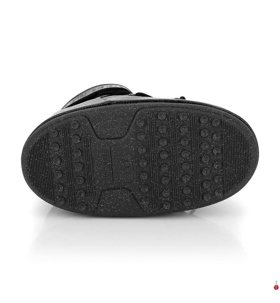 Glitzernde Après-Ski-Stiefel