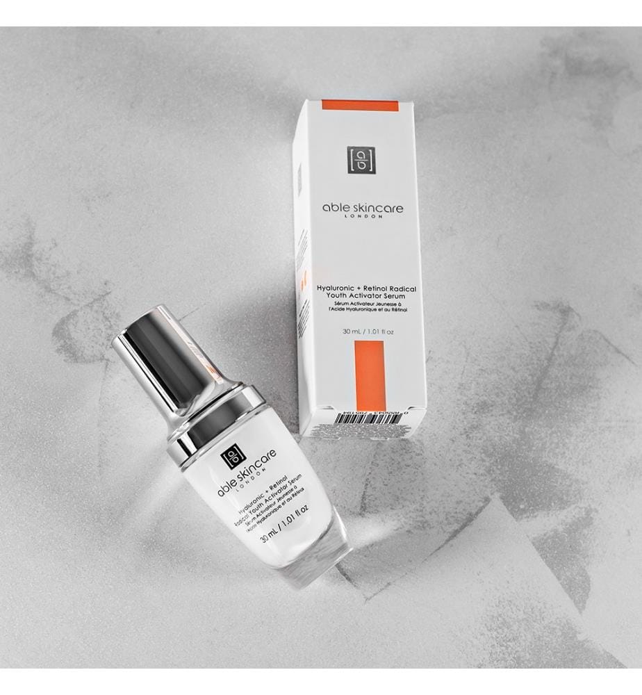Jugendlichkeit aktivierendes Serum mit Hyaluronsäure und Retinol - 30 ml