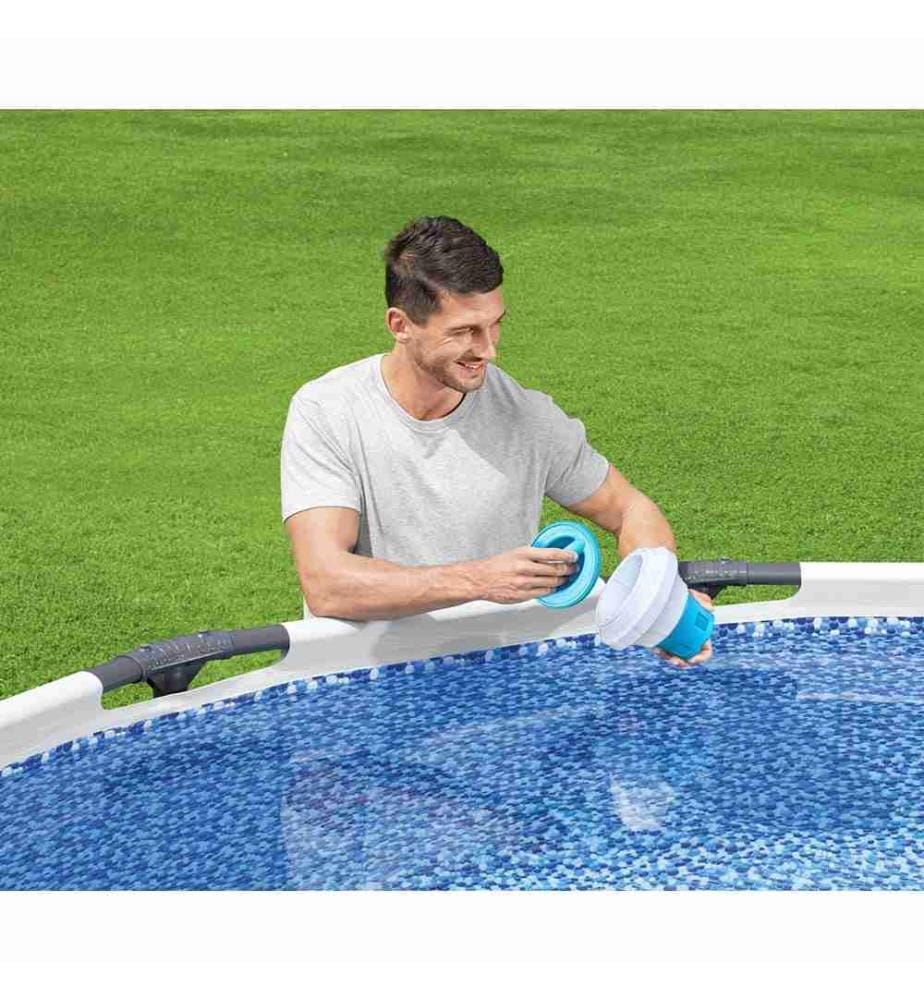 Teleskopischer chemischer Floater mit Handschuh