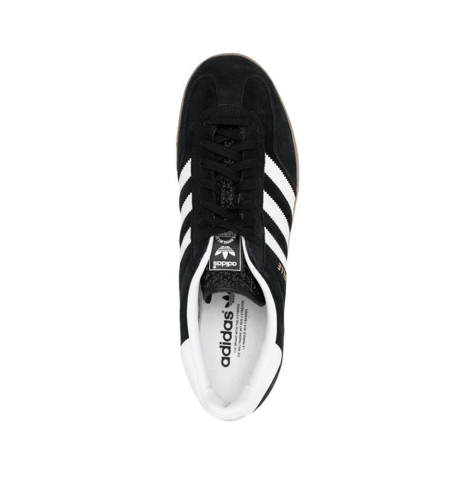 Sneaker – Schwarz