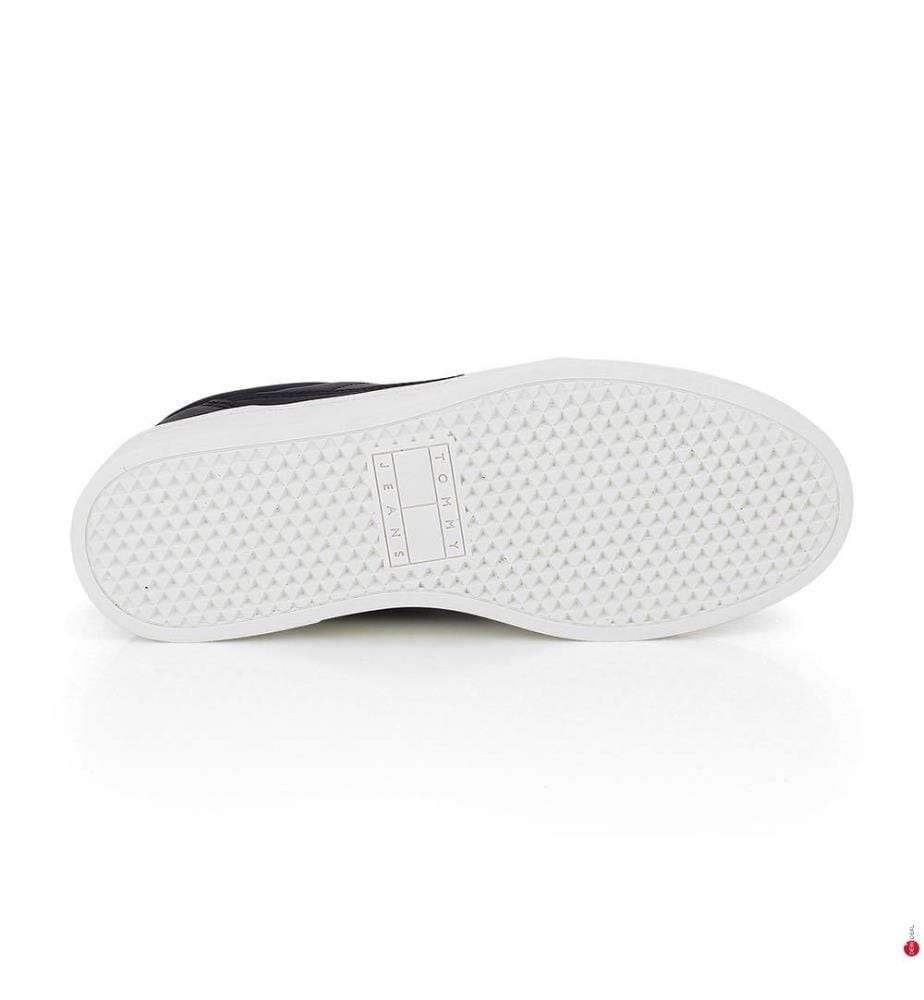 Sneaker – Schwarz