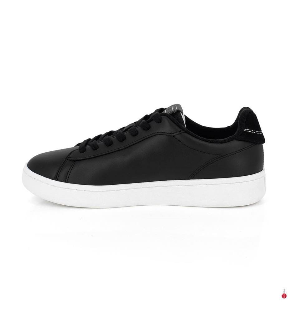 Sneaker – Schwarz