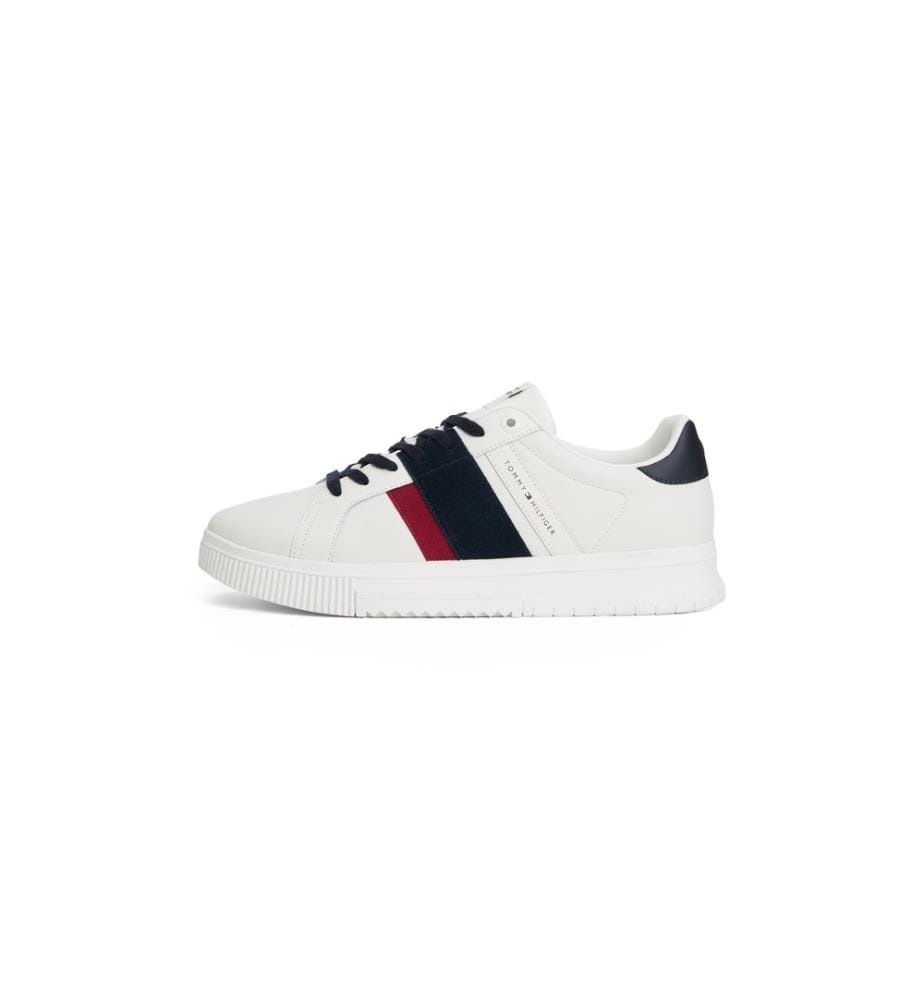 Sneaker – Weiss